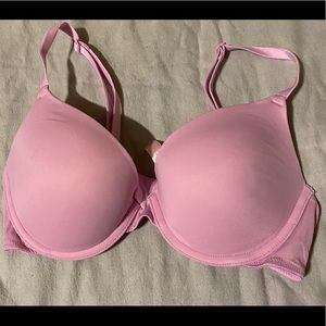 *NEVER WORN* VS push up bra